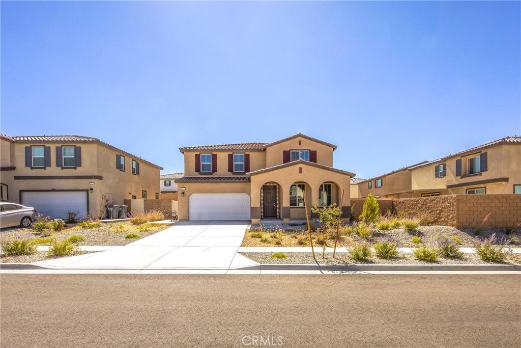 Image 1 of property listing at 8844 Glencliff Avenue, Hesperia, CA 92345