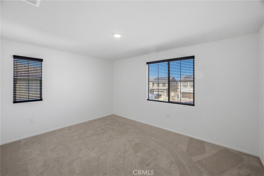 Image 34 of property listing at 8844 Glencliff Avenue, Hesperia, CA 92345