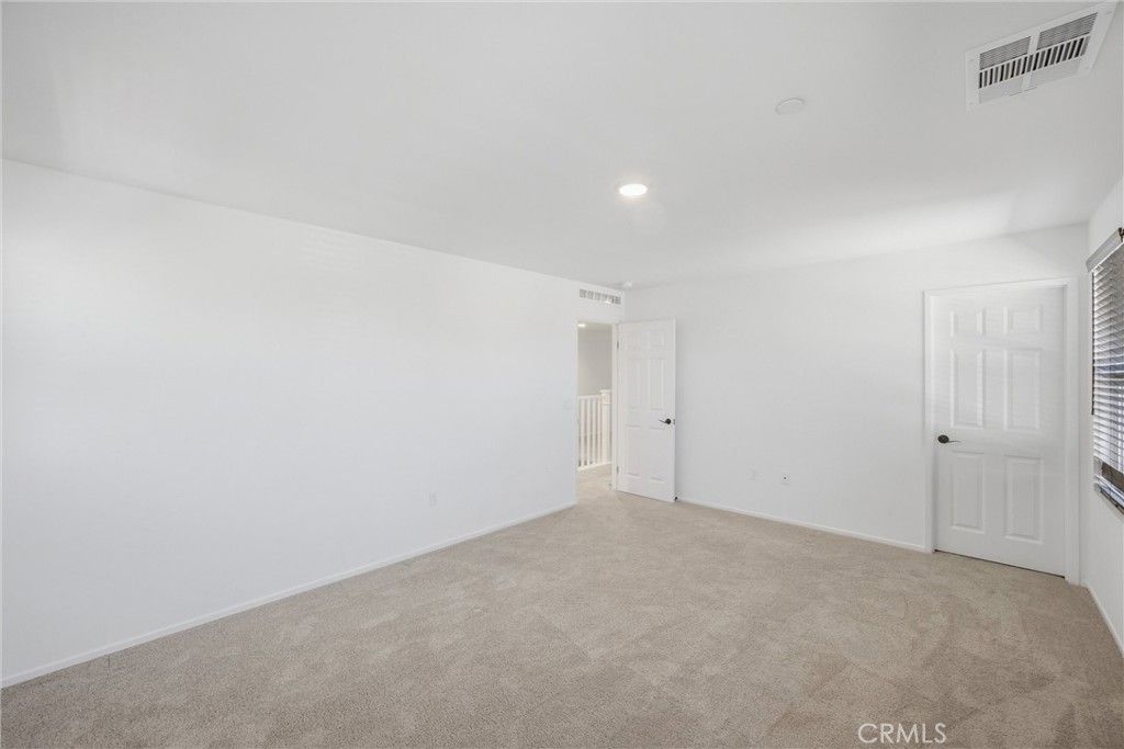 Image 37 of property listing at 8844 Glencliff Avenue, Hesperia, CA 92345