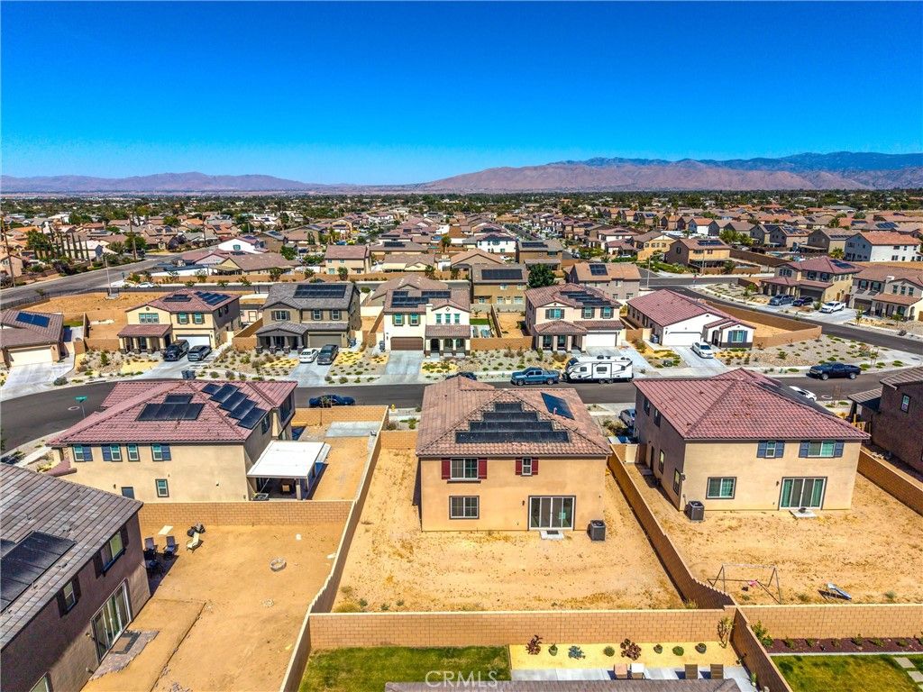 Image 50 of property listing at 8844 Glencliff Avenue, Hesperia, CA 92345