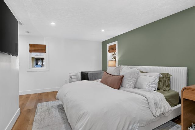 91 Hartwell Ave, Littleton, MA 01460