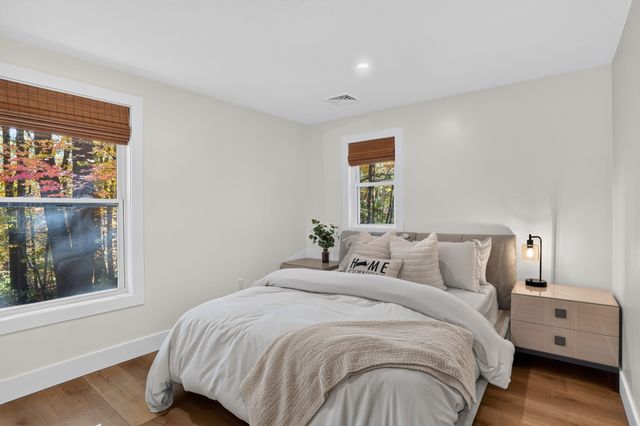 91 Hartwell Ave, Littleton, MA 01460