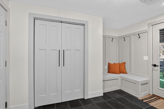 91 Hartwell Ave, Littleton, MA 01460