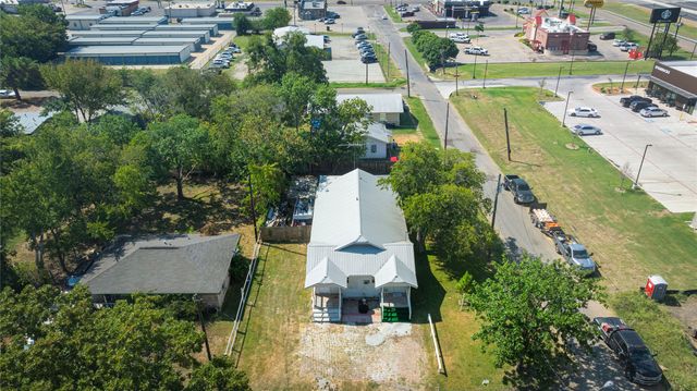 1909 Sycamore Street, Commerce, TX 75428