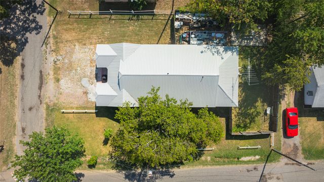 1909 Sycamore Street, Commerce, TX 75428