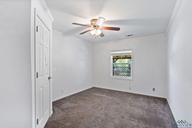 220 Union Grove Cemetery RD, Gladewater, TX 75647