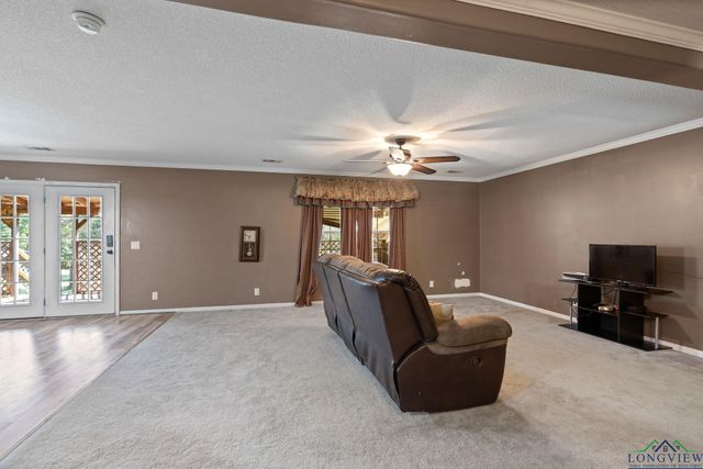 220 Union Grove Cemetery RD, Gladewater, TX 75647