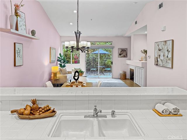 1298 Manzanita Way, San Luis Obispo, CA 93401