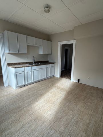 314 Norwich Avenue, Norwich, CT 06380