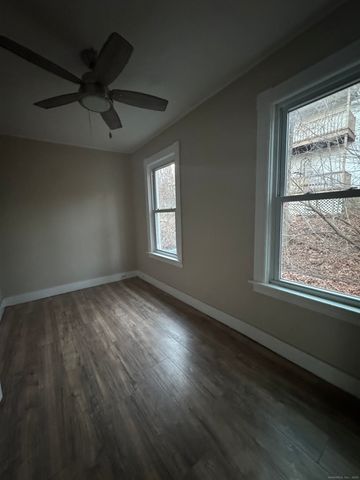 314 Norwich Avenue, Norwich, CT 06380