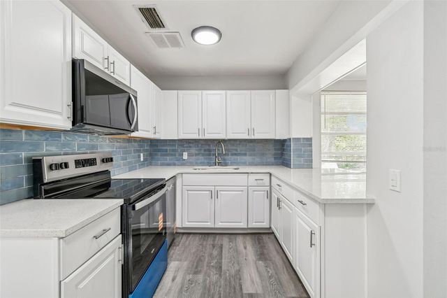 1535 HIALEAH STREET, Orlando, FL 32808