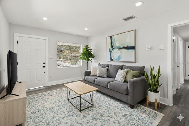 1535 HIALEAH STREET, Orlando, FL 32808