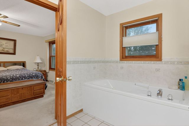 2039 Bernadette Lane, Yorkville, IL 60560