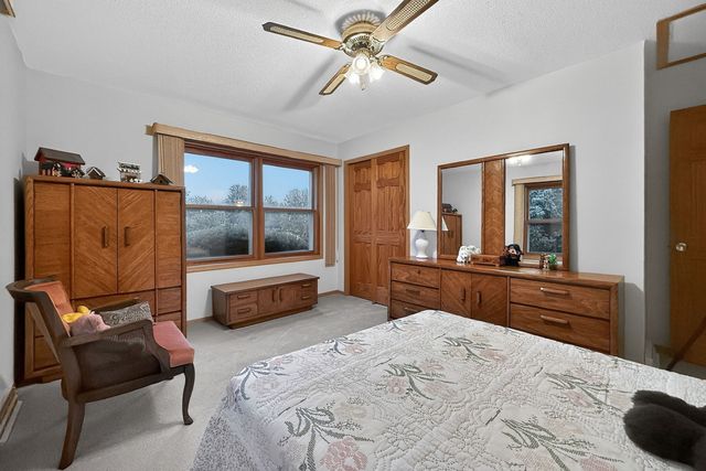 2039 Bernadette Lane, Yorkville, IL 60560