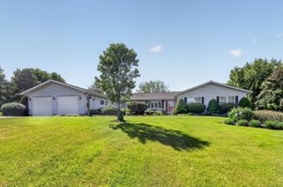 2039 Bernadette Lane, Yorkville, IL 60560