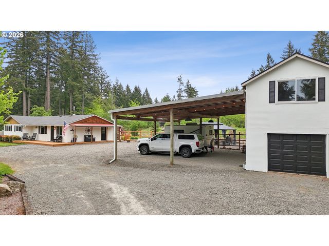 18620 S GREENVIEW Dr, Oregon City, OR 97045