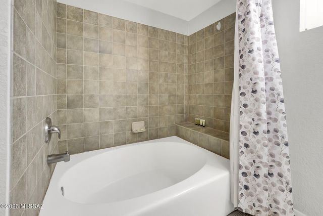 5051 N Sabino Canyon Rd Unit 2142, Tucson, AZ 85750