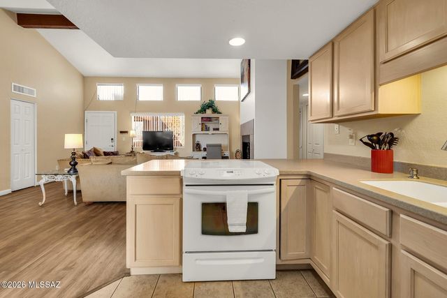 5051 N Sabino Canyon Rd Unit 2142, Tucson, AZ 85750