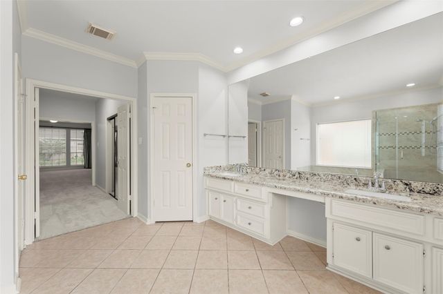 14 Sterling Court, Sugar Land, TX 77479