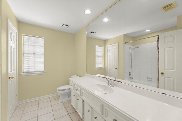 14 Sterling Court, Sugar Land, TX 77479
