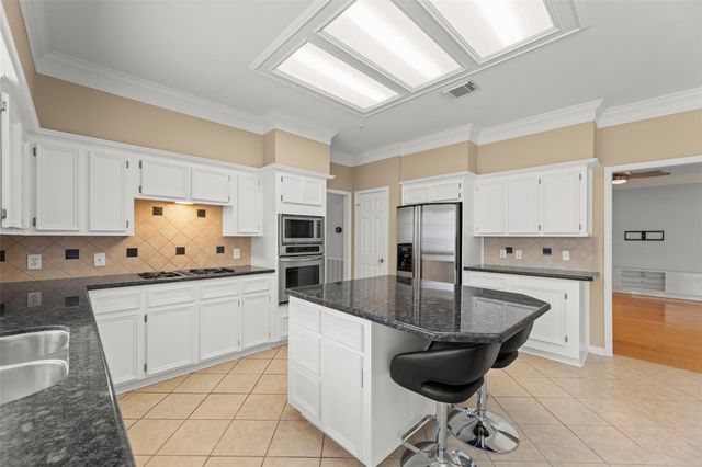 14 Sterling Court, Sugar Land, TX 77479