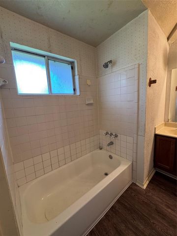 10014 Sand Pass Lane, Houston, TX 77064