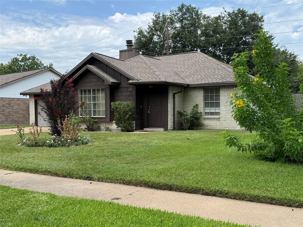 10014 Sand Pass Lane, Houston, TX 77064