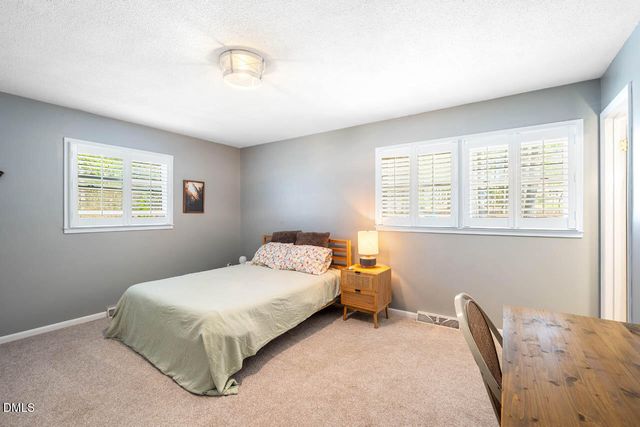 2338 Sandy Lane, Mebane, NC 27302