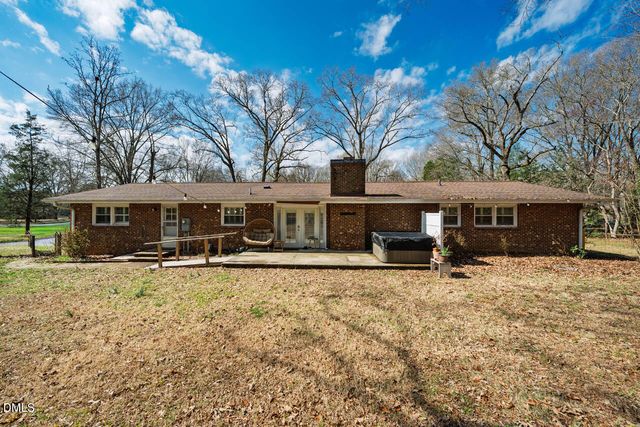 2338 Sandy Lane, Mebane, NC 27302