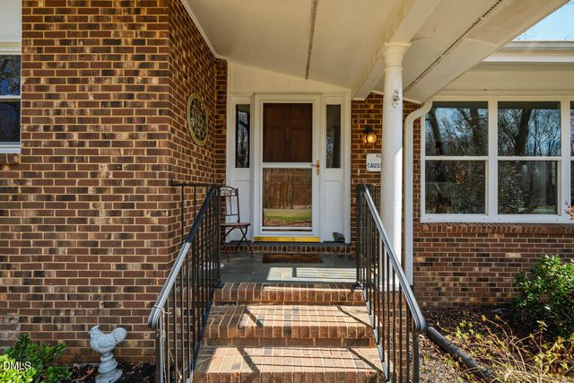 2338 Sandy Lane, Mebane, NC 27302