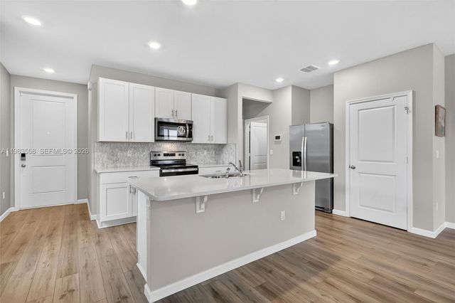 5610 SE Edgewater Circle, Stuart, FL 34997