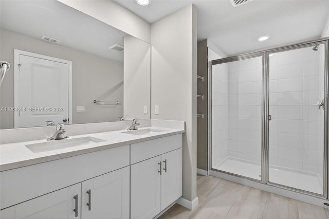 5610 SE Edgewater Circle, Stuart, FL 34997