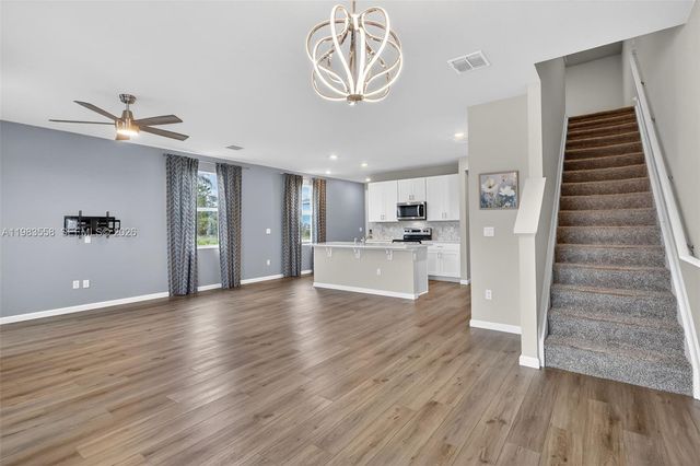 5610 SE Edgewater Circle, Stuart, FL 34997