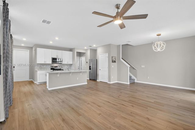 5610 SE Edgewater Circle, Stuart, FL 34997