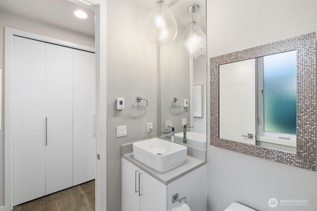 11217 110th Avenue NE, Kirkland, WA 98033