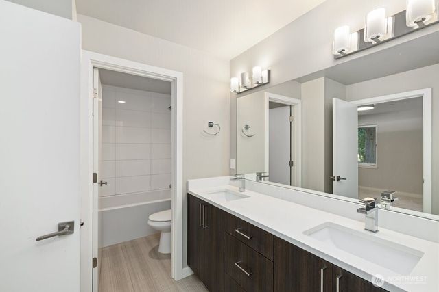 11217 110th Avenue NE, Kirkland, WA 98033