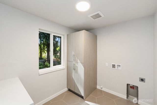 11217 110th Avenue NE, Kirkland, WA 98033