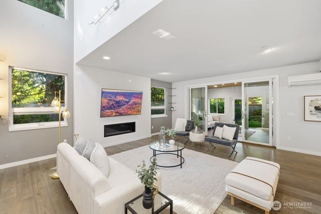 11217 110th Avenue NE, Kirkland, WA 98033