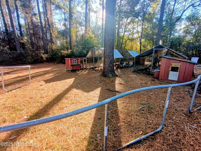 1743 BLUE JAY Drive, Middleburg, FL 32068