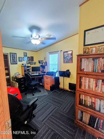 1743 BLUE JAY Drive, Middleburg, FL 32068