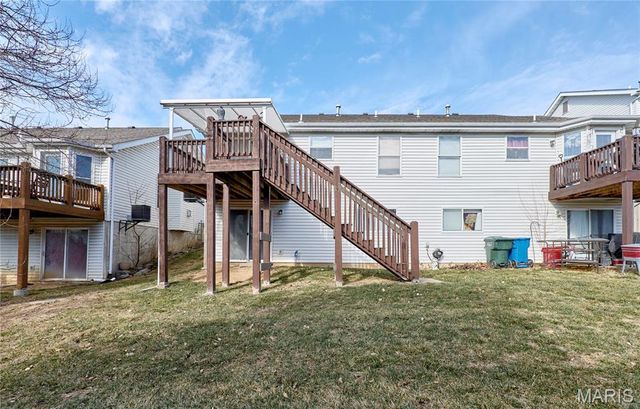 4948 Hurstborough Court, Hazelwood, MO 63042