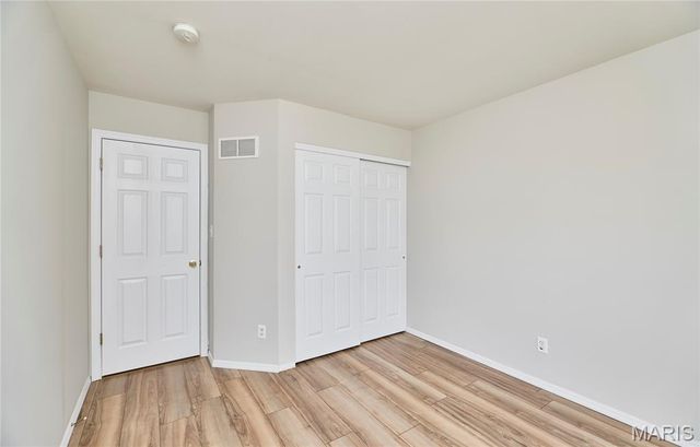 4948 Hurstborough Court, Hazelwood, MO 63042