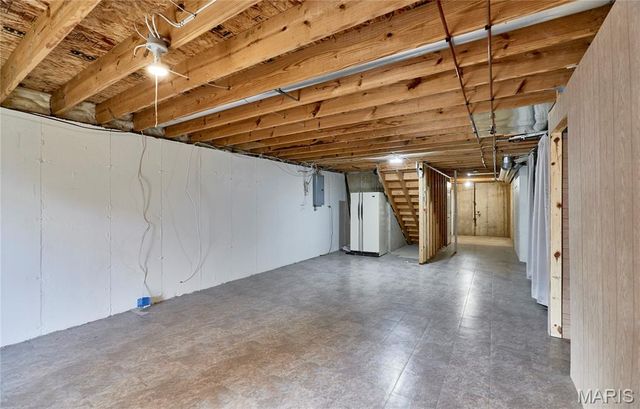 4948 Hurstborough Court, Hazelwood, MO 63042