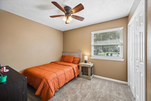 6223 Vinewood Lane, League City, TX 77573