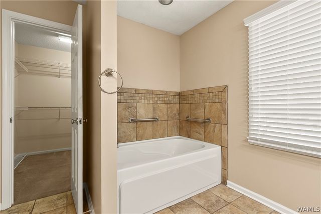 6200 Birchwood, Tuscaloosa, AL 35405