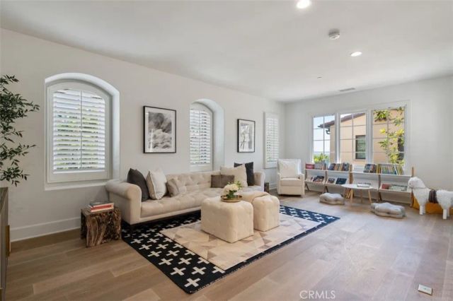 117 Andirons, Irvine, CA 92602