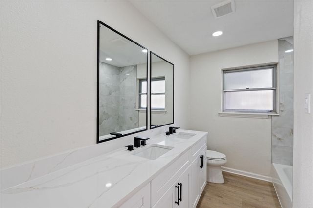 10403 Winding Trail Road, La Porte, TX 77571