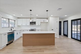 10403 Winding Trail Road, La Porte, TX 77571