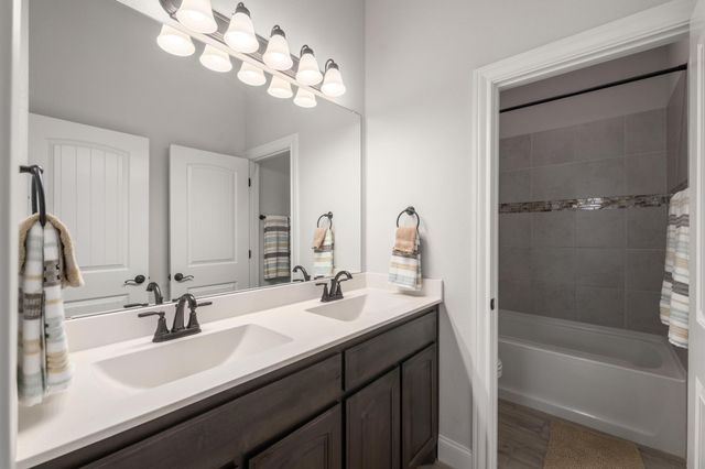 2011 Spieth Street, Granbury, TX 76048