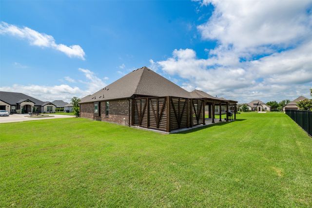 2011 Spieth Street, Granbury, TX 76048